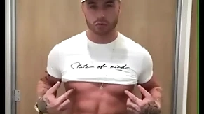 Big dig up guy showing off