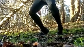 Hard twink in trackies heavy cums in a catch woods