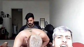 Um putinho queria comer meu namorado ander firm mas tinha que levar a piroca do kxorro! video completo vc encontra no meu xvideos red!