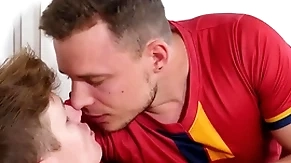 Jawked - futbol player florian mraz uses his blarney on hung antony carter