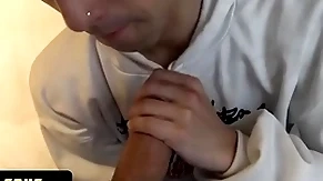 Latin leche - lucky stud meets cute skater boy and makes him suck his hard load of shit in a hotel