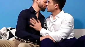 Hot guy proposing haphazardly fucking his day
