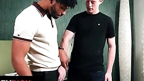Cute girth patient aaron allen needs doctor lah-di-dah genius' interracial anal therapy - therapy dick